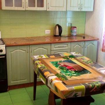 Сдам Рени ДОМ с Большой Парковкой.