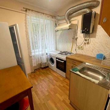 Продаж 1 кім квартири у цегляному будинку