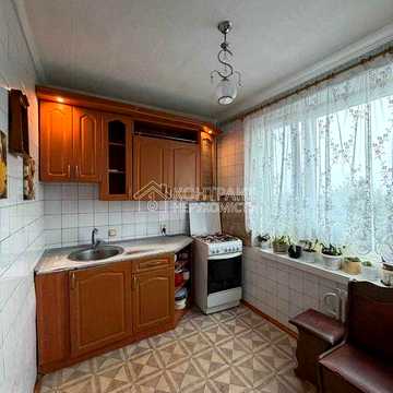 Продам 1 комнатную на бул.Ивана Каркача