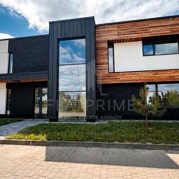 Продаж сучасного будинку на першій лінії від озера в КМ Green Town с. Крушинка Київська область