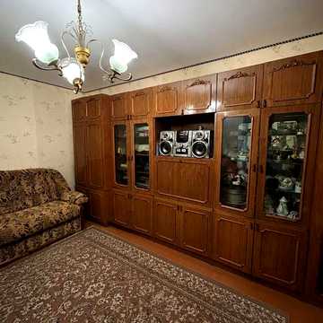 Продаж трикімнатної квартири на східному