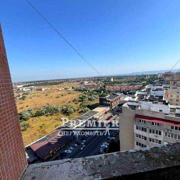 2-кімнатна дворівнева квартира 92 кв.м Сахарова Новий ЖК
