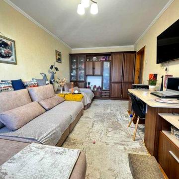 продам 2к квартиру р-н Слов*янка