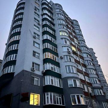 3к НОВОБУДОВА  з панорамою на місто і парк