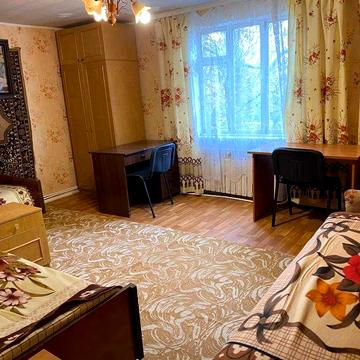 Здам будинок, 5 кімнат, газове опалення, можно на дві родини.