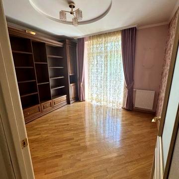 Оренда квартири 4 кімнати 120 м від власника