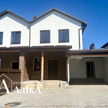 Продам котедж в котеджному містечку