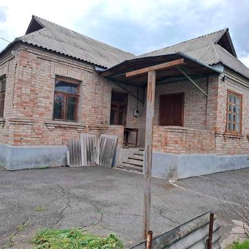 Продаж домогосподарства в м. Багачеве, Звенигородського р-ну, Черкаської області