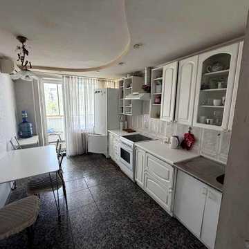 Продам 3к квартиру ул. Набережная Победы. 130
