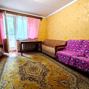 Велика трикімнатна квартира з автономним опаленням на Базарчику. ЖК Базарчик