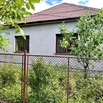 Продам будинок Берегово вул. Пачовського 40