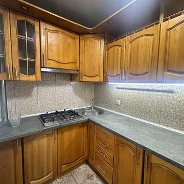 Продам 3к-квартиру с капитальным ремонтом