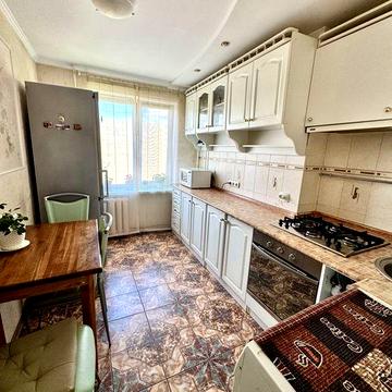 Продам квартипу вул. Харківська біля Мануфактури