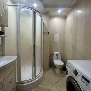 Продам 1к. Квартиру в центрі міста з меблями та технікою.