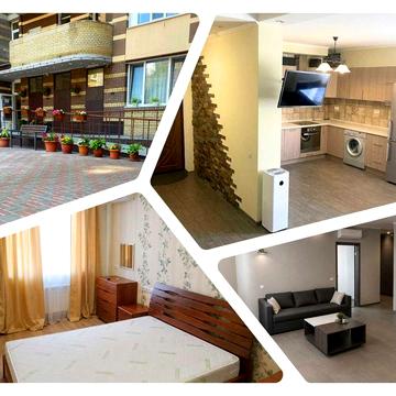 Продається укомплектована 2-кімнатна квартира (82м²) в м. Київ, вул. Анни Ахматової, 30