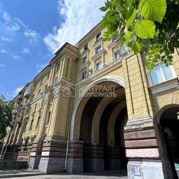 Продам центр 4 комн сертификат ваучер Героїв Харкова, Никольский, ж/б Історический музей Майдан Конституції
