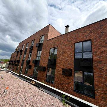 2-к квартира 45,5 м². Без %. Забудовник. Відділ продажу. ЖК Бруклін Парк. Білогородка. Ліфт. 20 хв метро. Розтермінування 18 міс.