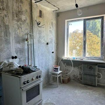 Продам Трехкомнатную квартиру на Даманском улица Ботаническая.