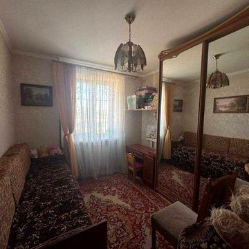 Продаж трикімнатної квартири вул.Погранична