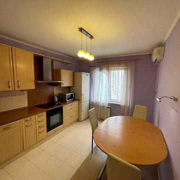 Оренда 2к квартири, Урлівська, Позняки, Осокорки,70м2