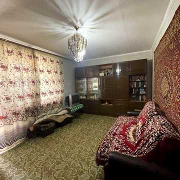 2 кімнатна квартира 1/5 поверх Гвардійська