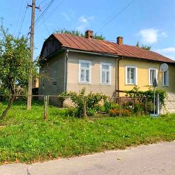 Продаж частини будинку в с. Тучин