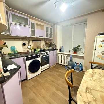 Продаж 2к Квартира Традиційна (Карла Маркса) вулиця