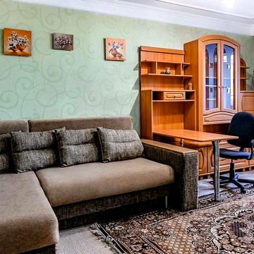 Аренда 1к.кв в центральном р-не, возле метро G3