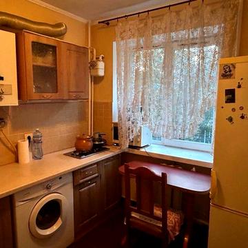 Продаж 1 кімнатна квартира вул Квітки Основʼяненка (попяд Бортнянського, Марка Вовчка)
