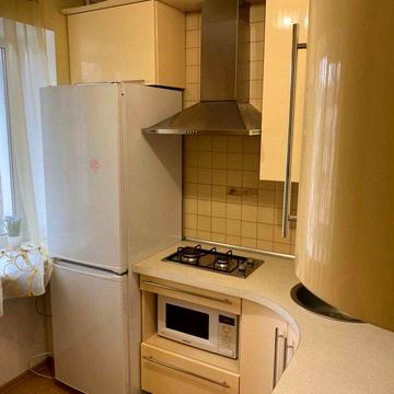 Продаж 2-кімнатної квартири, Дніпро, р‑н. ДІІТ, Лазаряна вулиця 10