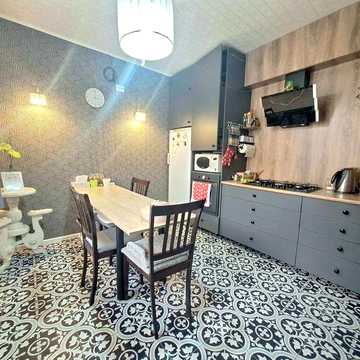 4х кімнатна квартира, Центр, Вул. Коцюбинського