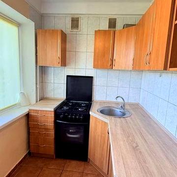 Здам 1 кім квартиру Б.Перова 15б