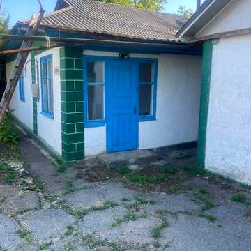 Продам будинок в мальовничому селищі