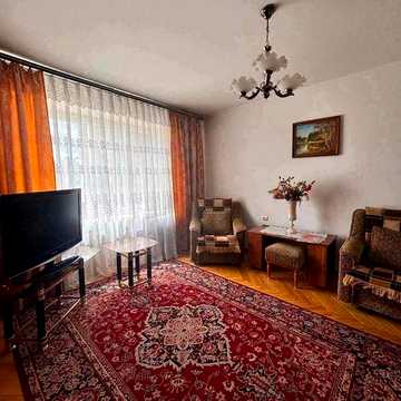 Продам 2 кімнатну квартиру по вул.Сокальській.
