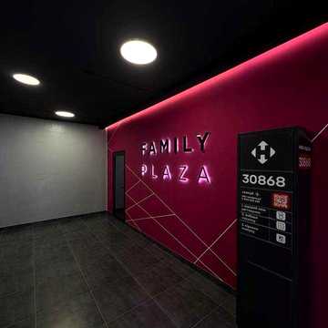 Продаж видової 2-кімнатної квартири готової до ремонту в ЖК Family Plaza ЖК Фемілі Плаза
