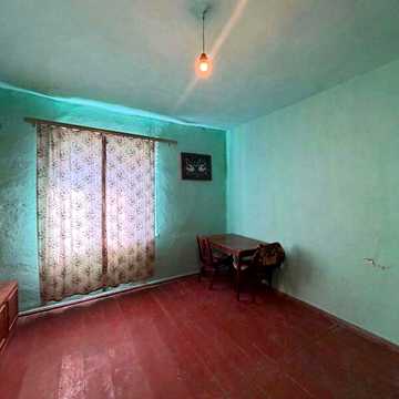 Продаж 2к Дім Весняна