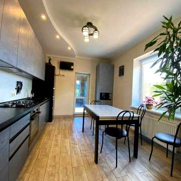 Продам будинок на Старому місті 2342