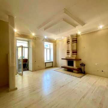 Продаж,  Квартира,  5 комнат,  130 м²,  Серова,  Молдаванка,  Одесса