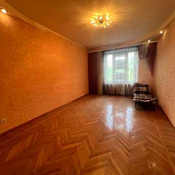 Продам 2 кімн. квартиру.  метро Холодна гора, є-Відновлення!