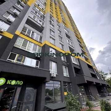 3 кім. кв. 81 кв. м вул. Кадетський Гай 10.єОселя
