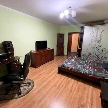 Продам квартиру з ремонтом 53м2 Єлизавети Чавдар 11, метро Осокорки 5 хв. пішки,Позняки,Дарницький
