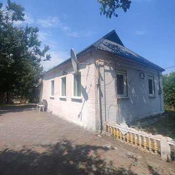 Будинок с.Мошни.Вільний продаж