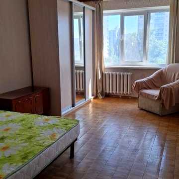 Сдам квартиру ул. Ивасюка  39 (б)  метро Минская  10минут пешком
