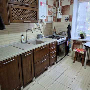 продам 3-кімнатну квартиру від власника можливий продаж по ваучеру або сертифікату