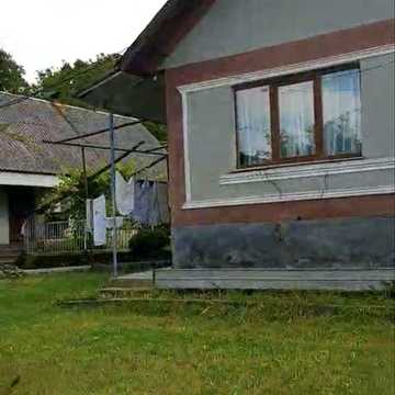 Продаж будинку та ділянки 68 соток у с. Ганичі, Закарпаття