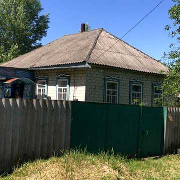 Продам будинок та земельну ділянку в селі Макіївка