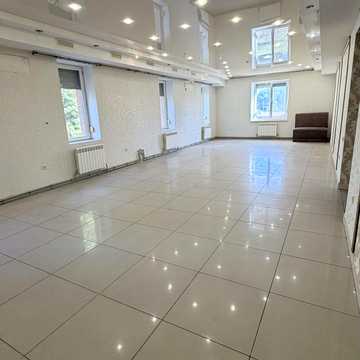 None 150000.0 USD