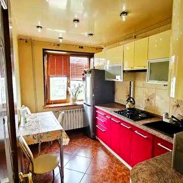Продам 3к квартиру Героев пр. 11, жм Победа-5