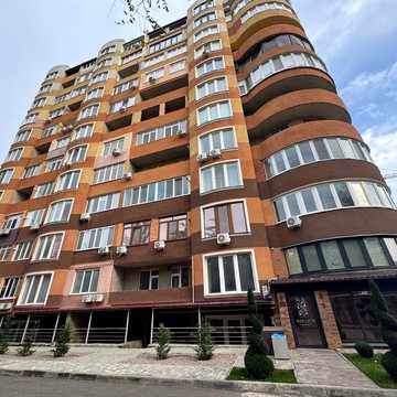 1 комнатная кв ,новый дом из красного кирпича Говорова,Зоопарковая парк Победы  49 м-55000 $ Без комиссии !