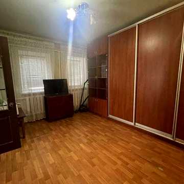 Продаю 2- х ком. квартиру ( жилкоп ) авт. отопление Садовая Скороходова